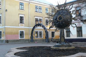 Площа Шептицького, Івано-Франківськ